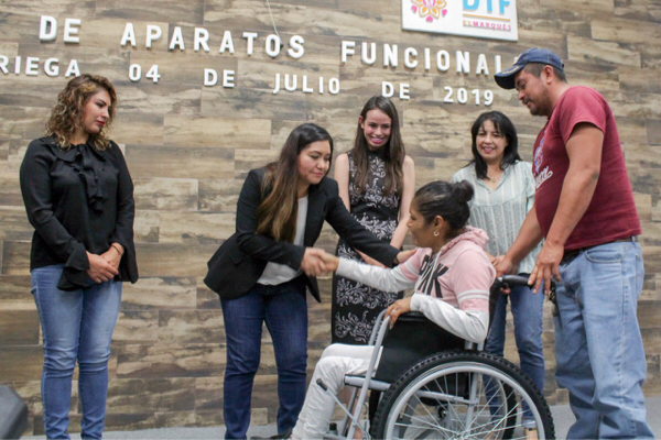 Audio: SMDIF El Marqués entregó aparatos funcionales a personas con discapacidad