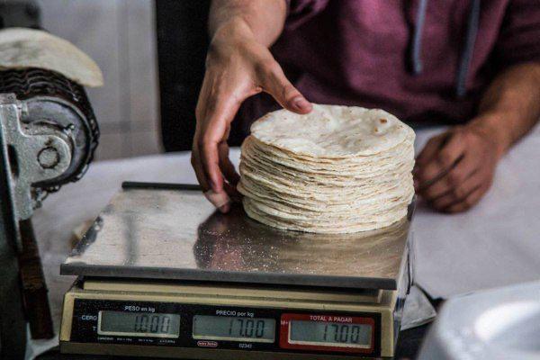 Tortilla ya se vende hasta en 20 por kilo: CANACO