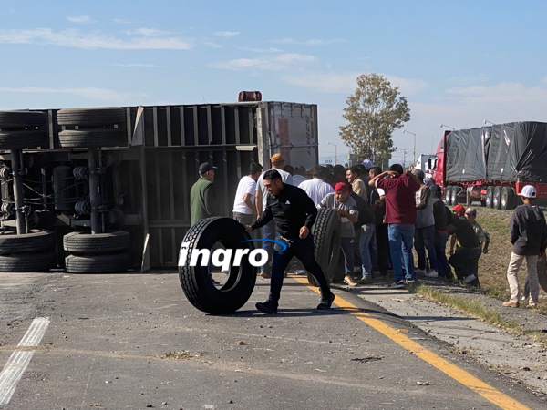 AUDIO: Aparatoso accidente y rapiña en la autopista federal 57 México- Querétaro