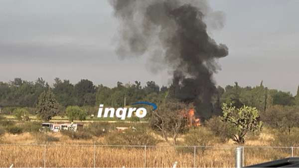 AUDIO: Sofocan incendio en toma clandestina en Corregidora