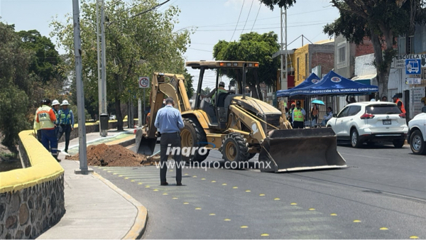 Colapsa tubería pluvial en Avenida Universidad y Tecnológico tras incendio