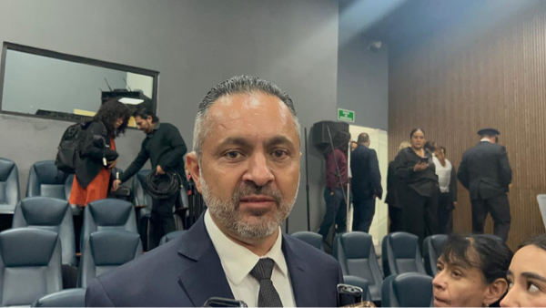 Invierte municipio de Querétaro 2MP en mantenimiento de la Carretera 57: Francisco Villegas